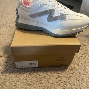 Steve Madden White and Silver Kids Sneakers